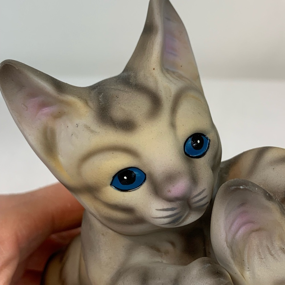 Vintage Stripe Kitten Trio Figurine - Picture 2 of 7